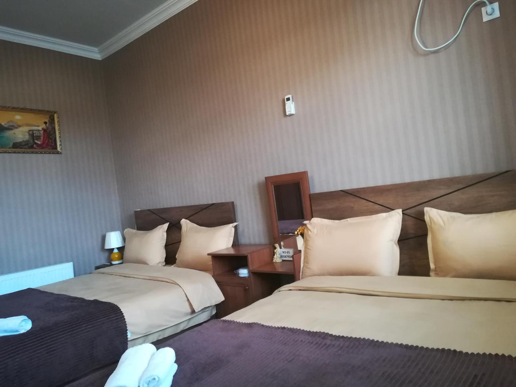 Golden Gate Hotel อาคัลท์ชิกเค ภายนอก รูปภาพ