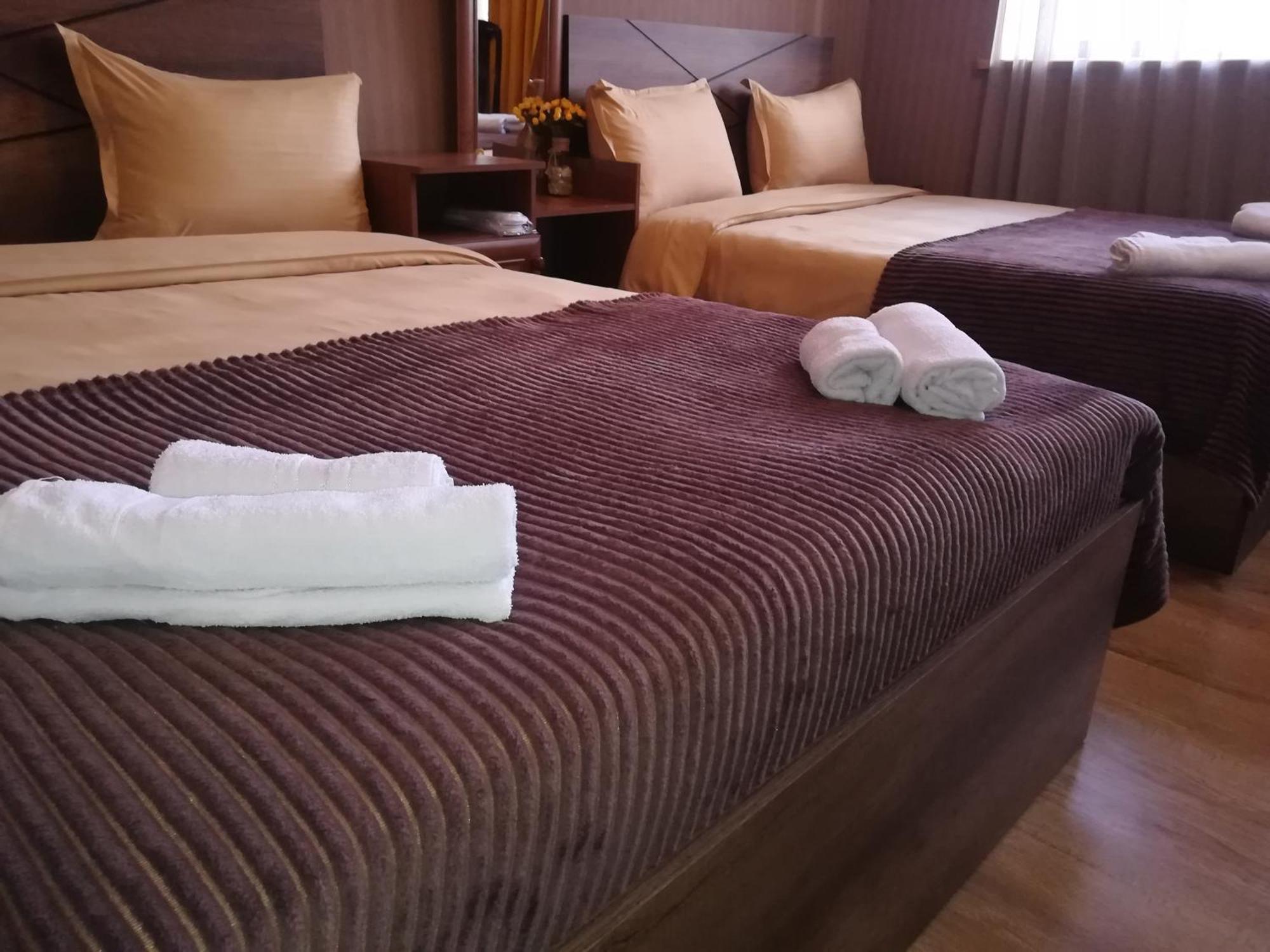 Golden Gate Hotel อาคัลท์ชิกเค ภายนอก รูปภาพ